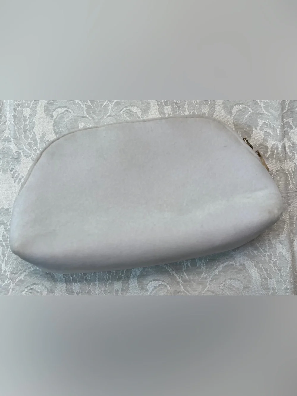 Dior Beauty Cosmetic Pouch in White Textured Fabric with Gold Hardware - Picture 2 of 6